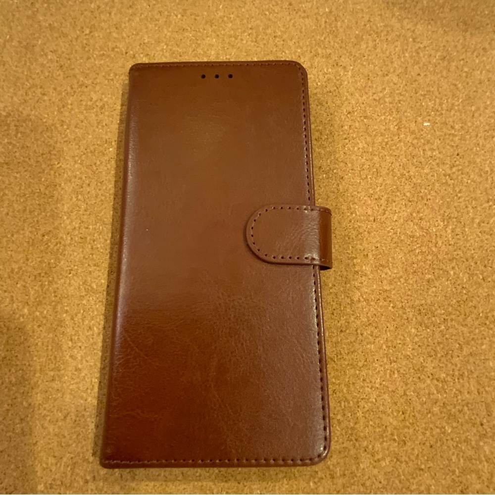 New Google Pixel 6 pro brown wallet case with screen protector